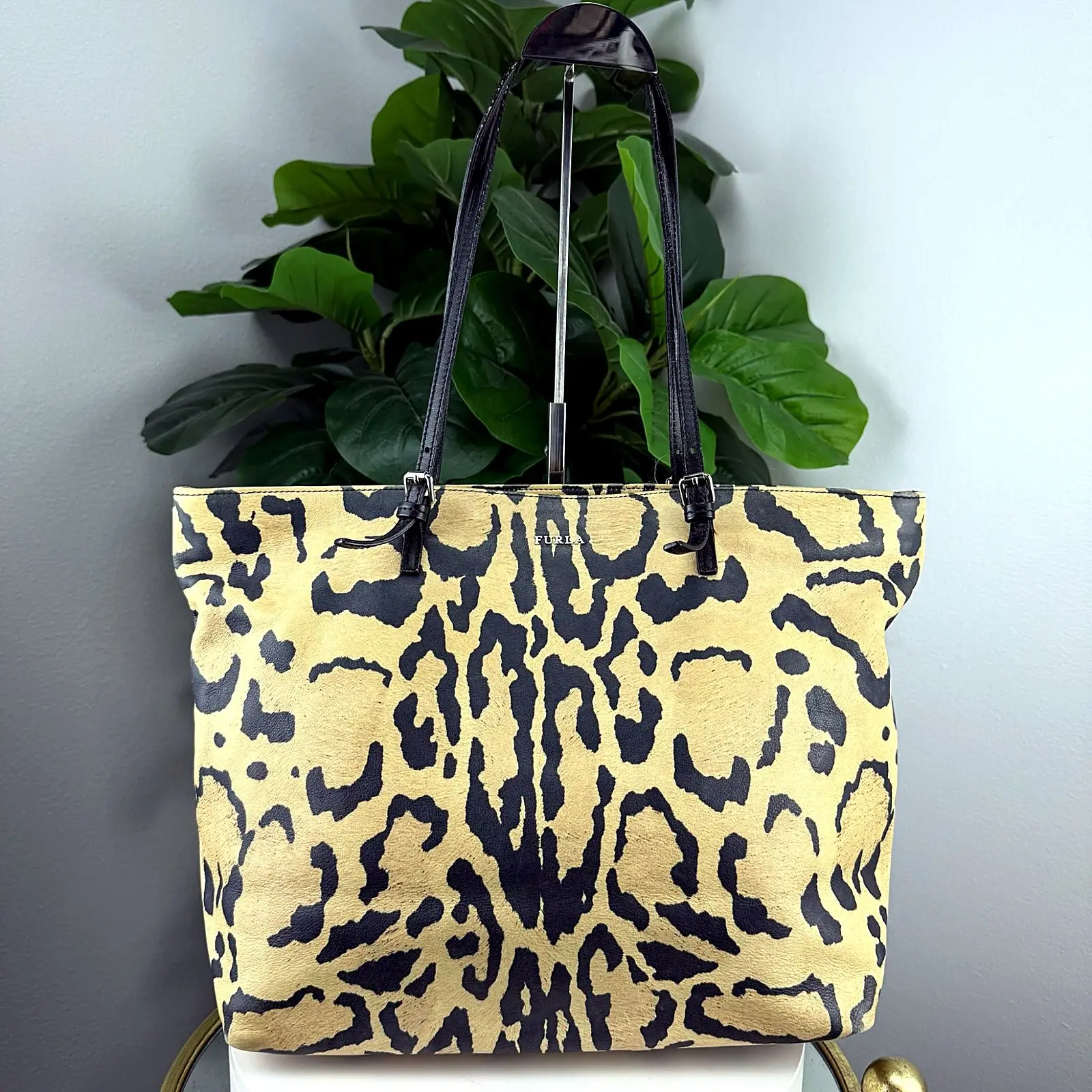 Pre-owned Leather Tote Bags Authentic Furla Leopard Print Calf Hair Tote Bag