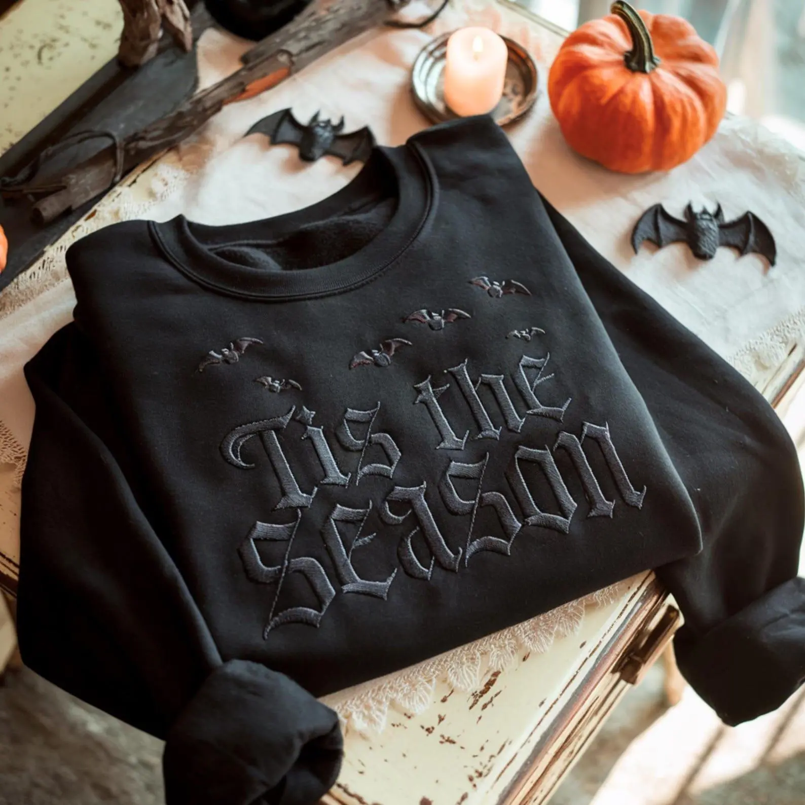 [Made in US] Embroidered Halloween Sweatshirt T-shirt Hoodie, Vintage Style Ghost Sweater