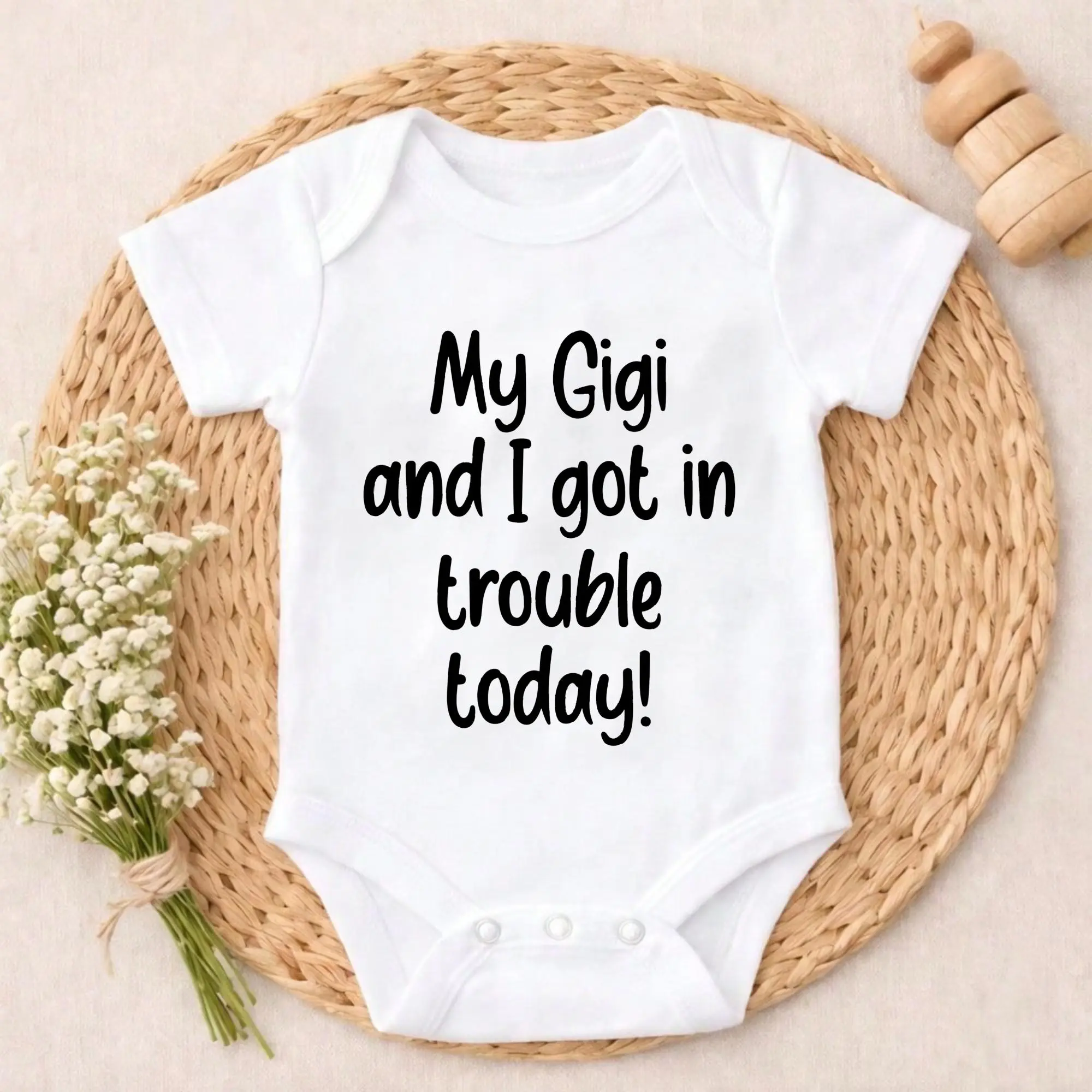 Funny Newborn Baby Bodysuit, Hilarious "My Gigi And I Got In Trouble Today" Print, 100% Pure Cotton, Non-Irritating, Adjustable Snap Closure, Breathable, Stretchy, Perfect For Holiday Gifting & Everyday Wear, Baby Shower