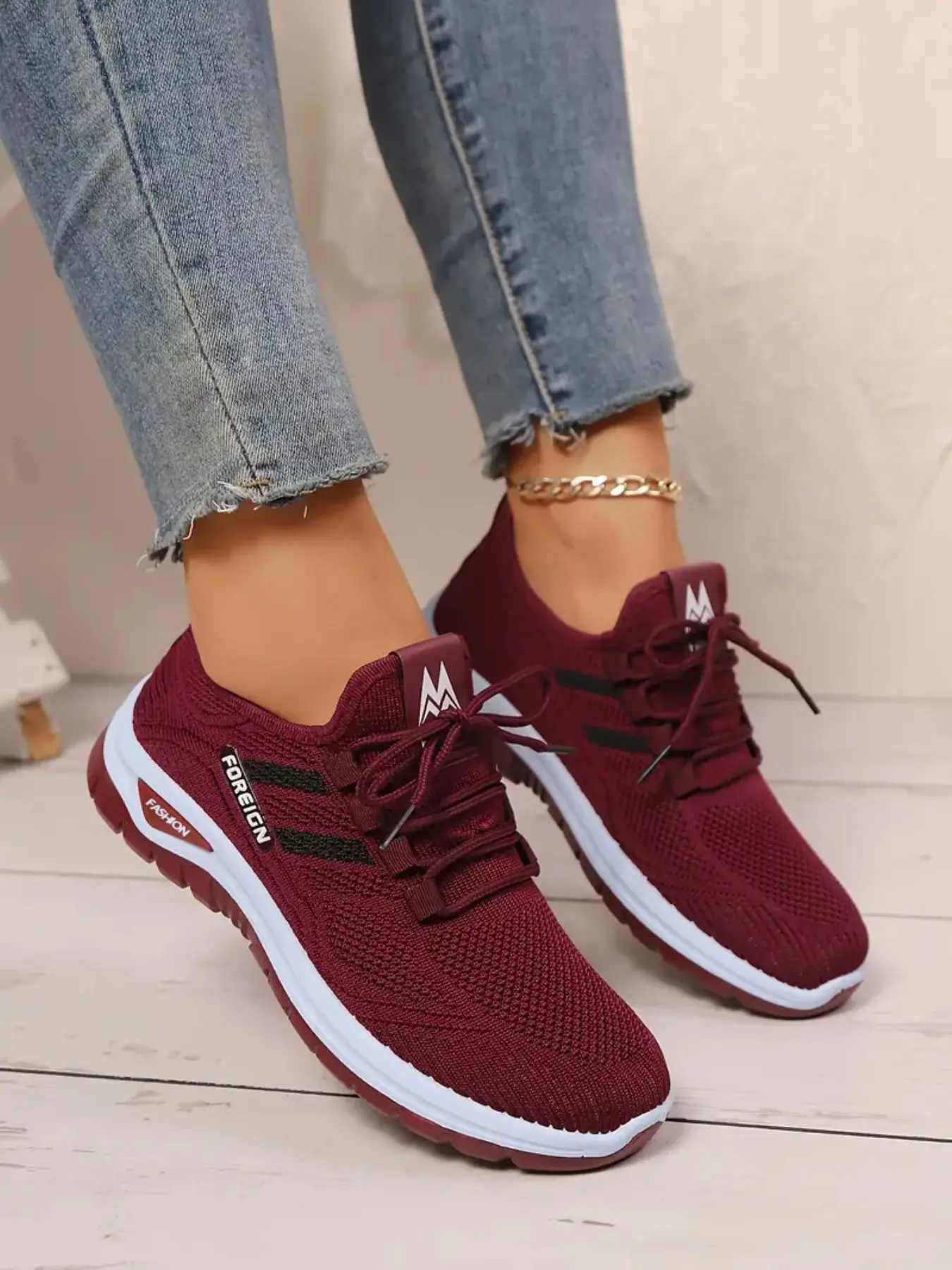 New Women's Knit Breathable Casual Sports Shoes, Lightweight Comfortable Lace-Up Mesh Sneakers, Versatile Everyday Footwear, All Seasons Sneakers