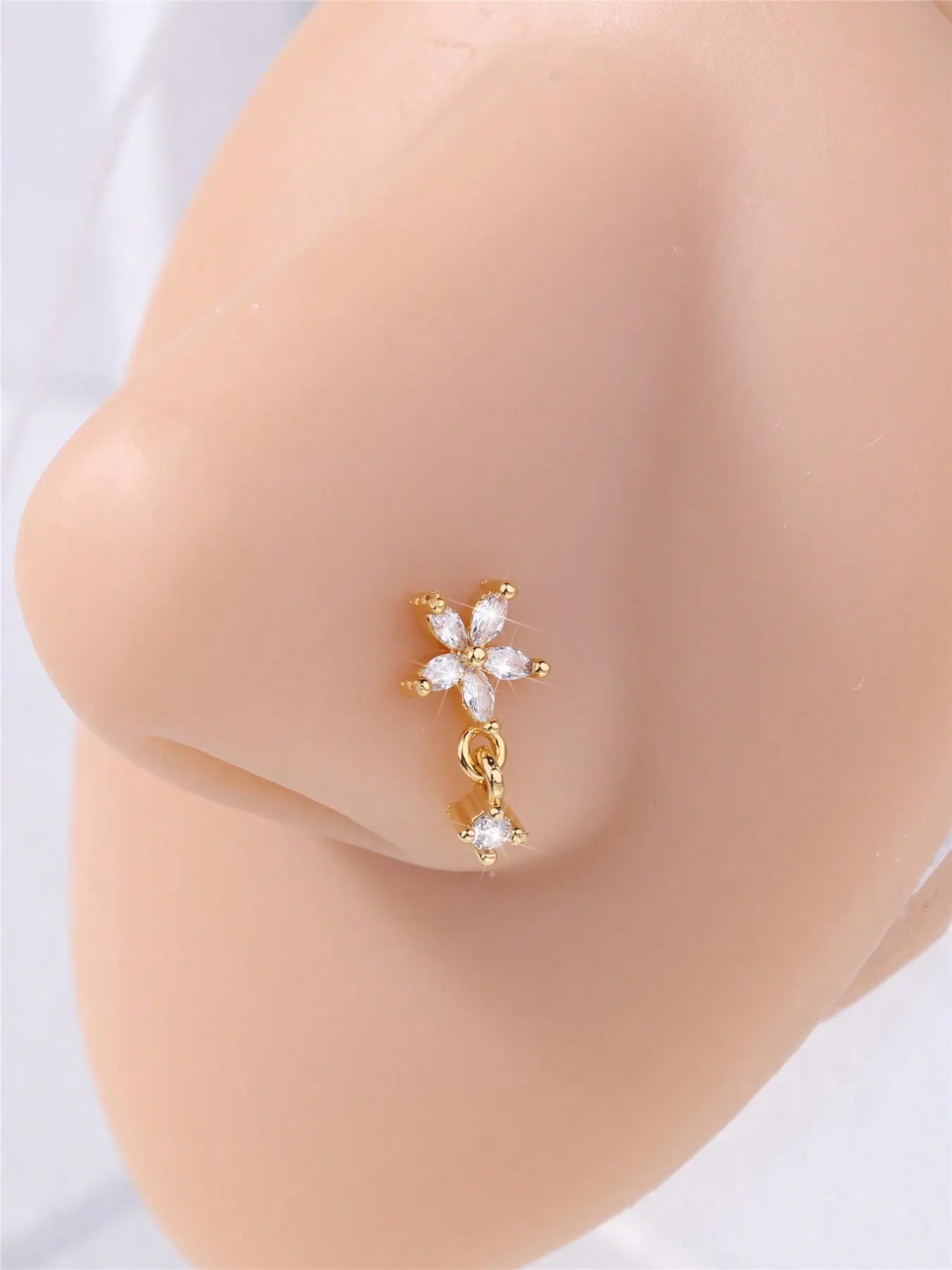 Flower Nose Stud L Shaped 20g Dangling Nose Rings, Stainless Steel Body Jewellery Nose Piercing Jewelry, Cz Nose Bone, Stud Embellished, Gift for Women, L Shaped Nose Studs