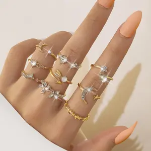 9 Pack Chic Gold Stackable Rings for Women Teen Girls - Summer Trendy Stuff Simple Star Moon Heart Knuckle Ring Jewelry Set, Boho Cute Stuff Gold Ring