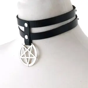 Pentagram Choker