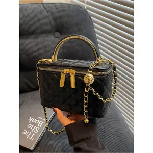 Elegant Quilted Design Handbag, Fashionable Solid Color Commuter Bag, Versatile Shoulder & Crossbody Option, Perfect for Daily Use, Everyday Bag, Handbag Sling Bag
