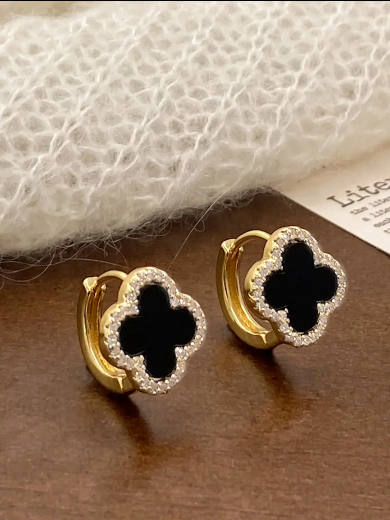 Elegant French Vintage Copper Earrings Set, Zirconia Decorated Clover Design, Fashion Women's Accessories, Multi-Purpose Floral Pattern