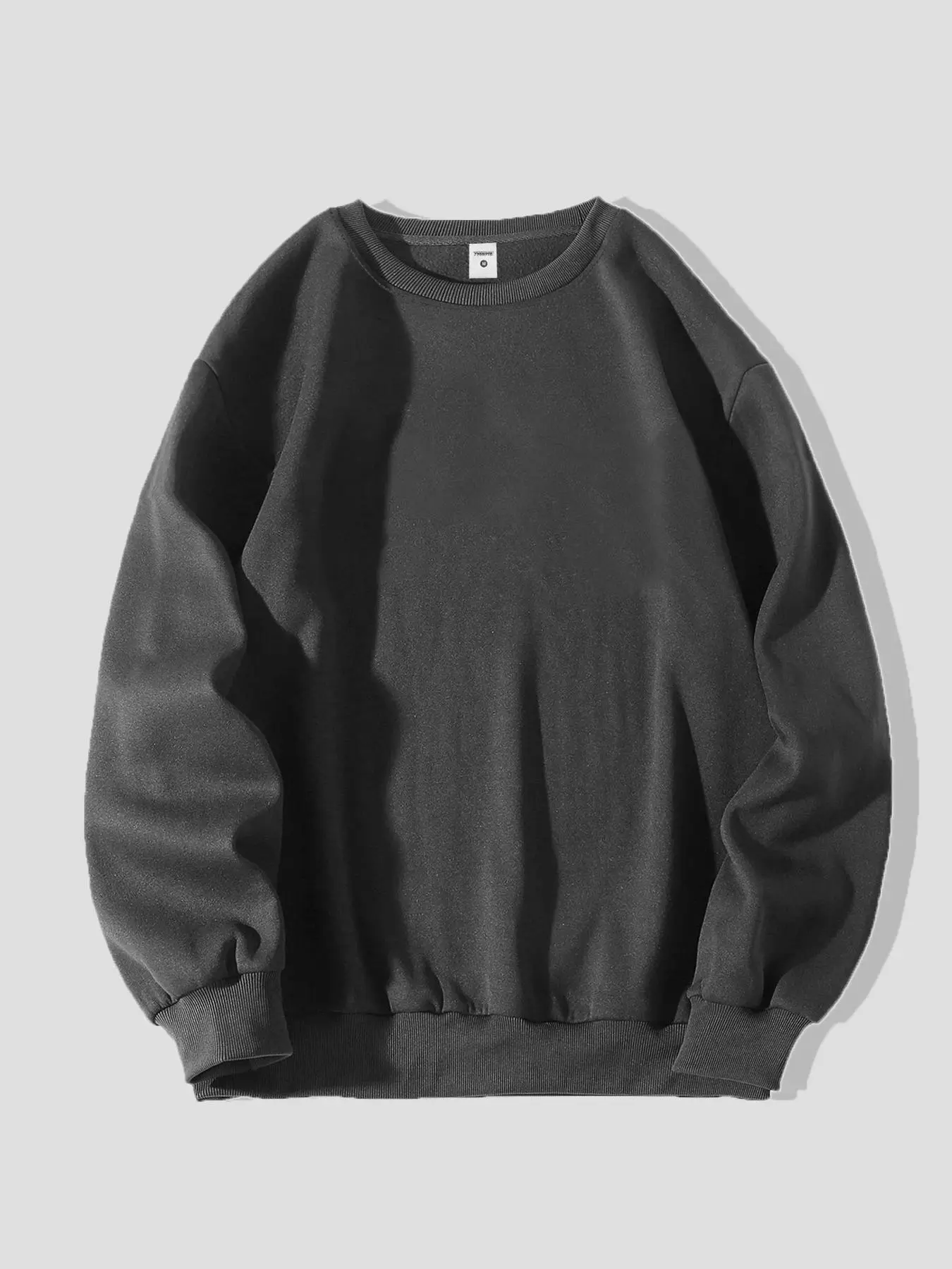 Men's Solid Color Crew Neck Sweatshirt, Regular Fit Casual Soft Comfy Long Sleeve Pullover for Spring & Fall, Fashion Men's Top for Daily Wear