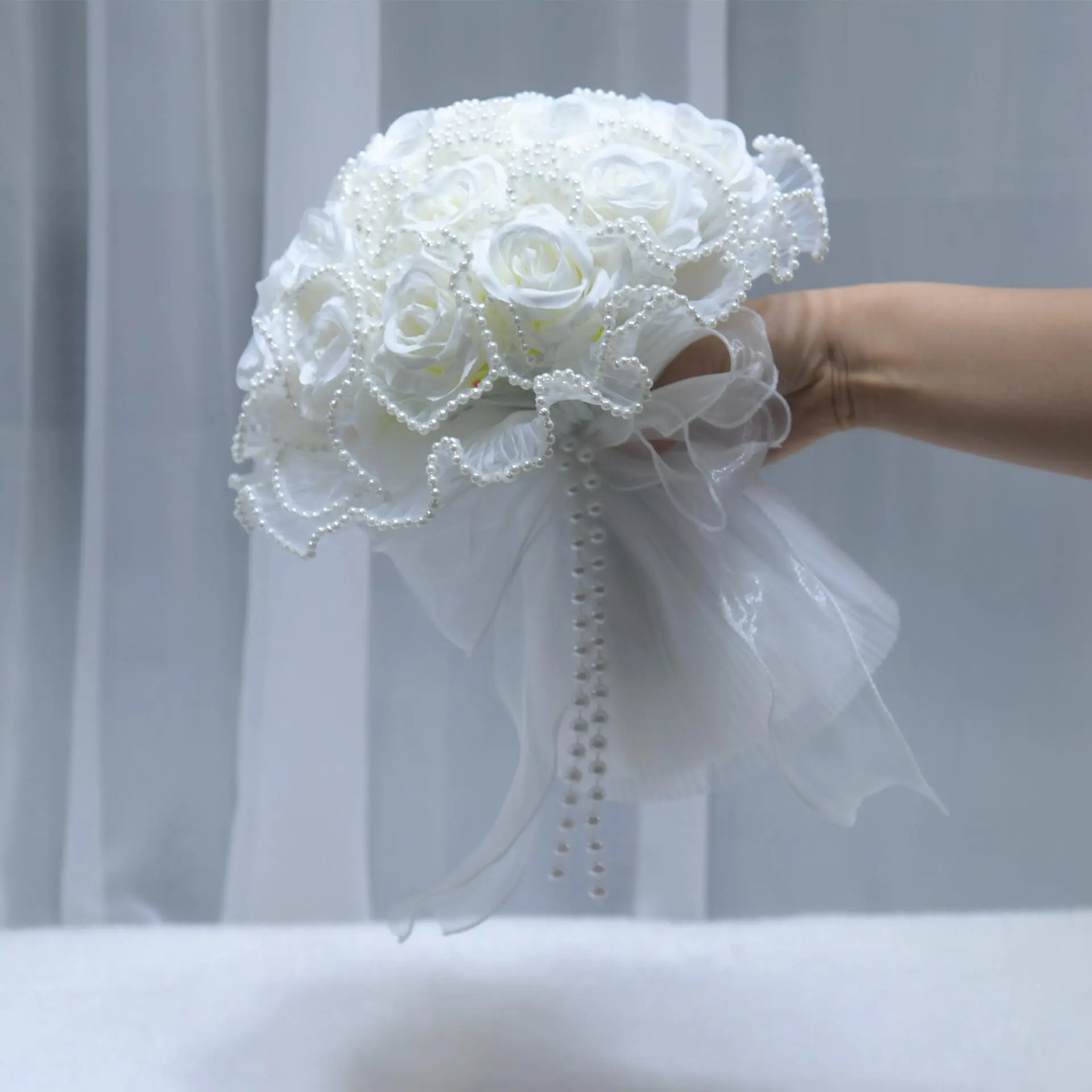 Elegant Lightweight Peach Rose Artificial Wedding Bouquet - Pearl Accents, Satin Ribbon, Comfortable Grip Handheld Bouquet for Brides, Decorative Ornaments, Classic Dainty Wedding Supplies, Bridal Main Bouquet