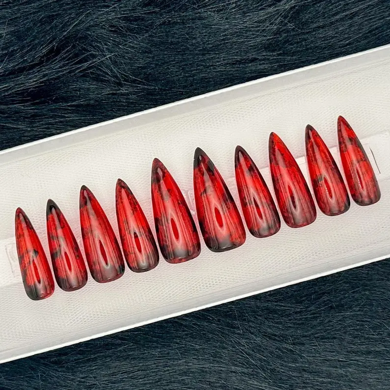 Red Jelly Press On Nails: Black Liquid Detail