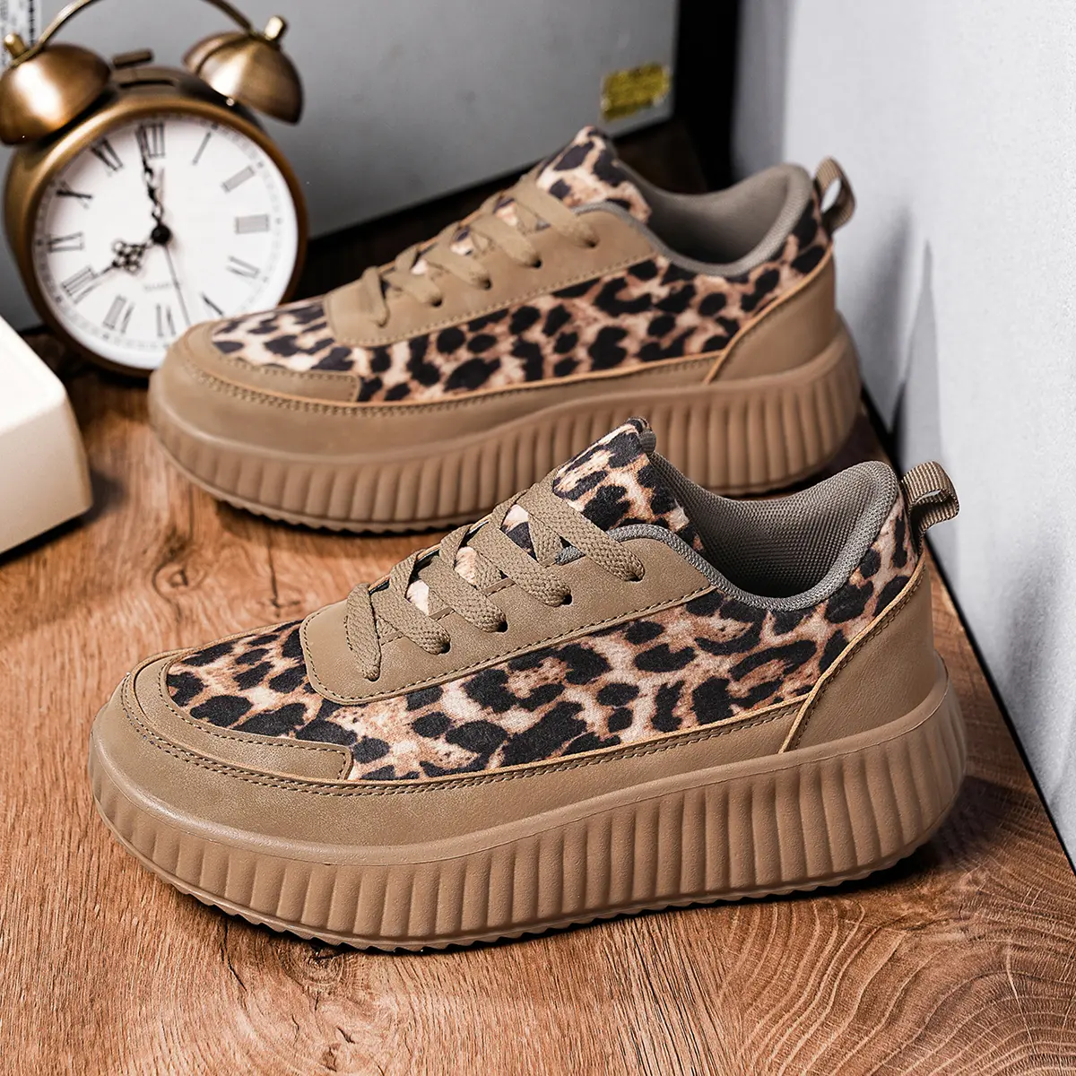 Chunky Sneakers for Women, Leopard Print Low Top Casual Walking Shoes with Gold Chain Accent for All-Seasons Comfort