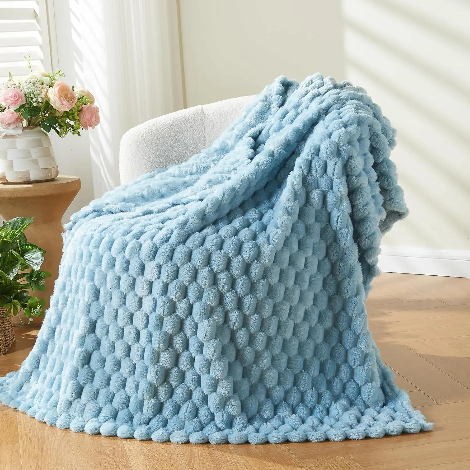 Premium Microfiber Poly Super Twin Blanket - Blue, 350GSM Silky Flannel with Flannel Texture, 3D Modern Jacquard Weave, Lightweight, Wrinkle-Resistant, Anti-Pilling, Cozy Warmth, 60"x80", Ideal for Christmas Home Use, Father's Day Gift
