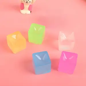 Creative Ice Cube Squeeze Toys Set, Realistic Color Transparent Cubes, Stress Relief Fidget Venting Toy, Portable Multi-Scene Gift