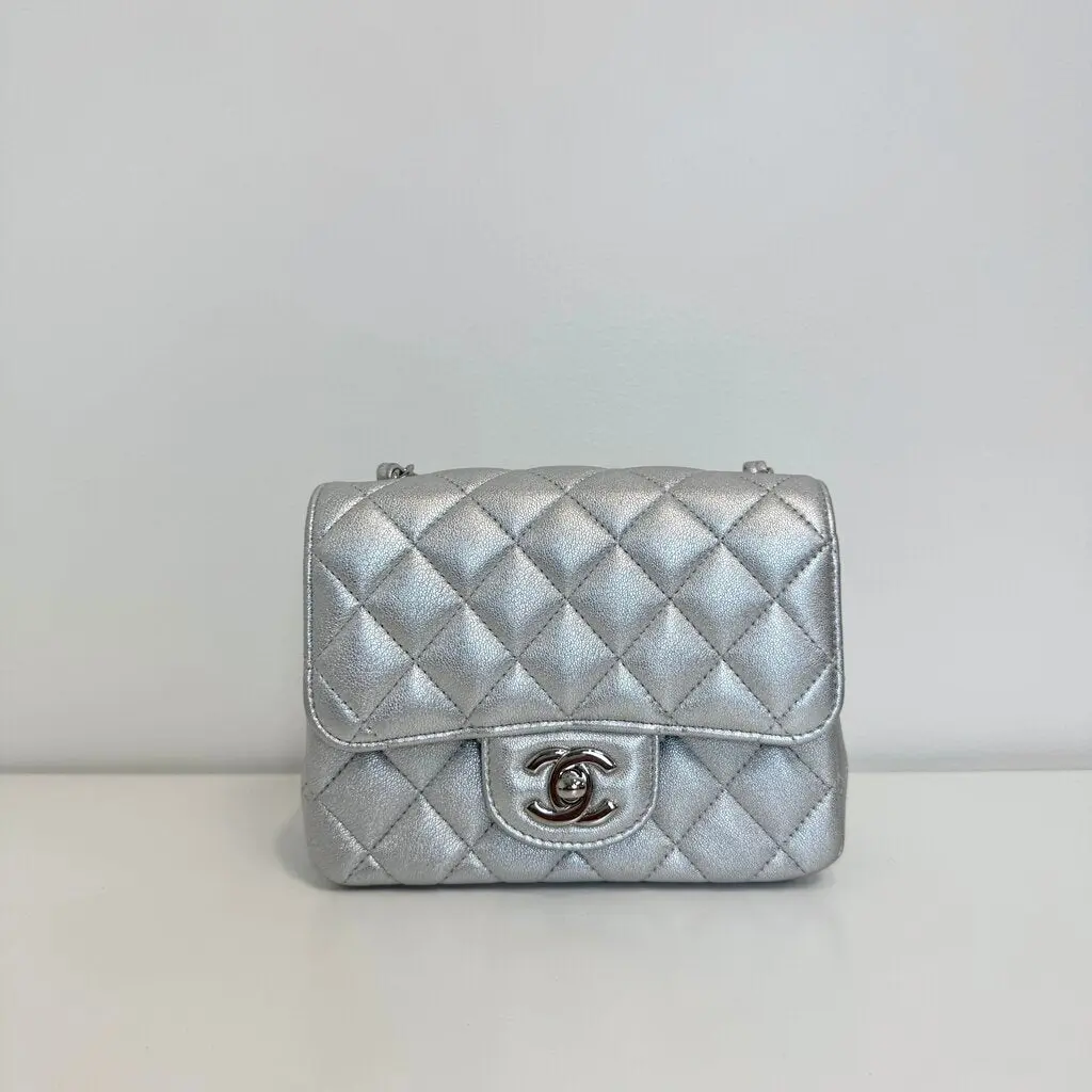 Pre-owned CHANEL France Shoulder Bags Metallic Lambskin Mini Bag
