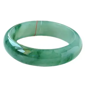 Jadeite bracelets. Ice glutinous rice variety jade bracelets for women, with bright green floating flowers, green and purple bracelets as accessories. Circular shape. Round love.