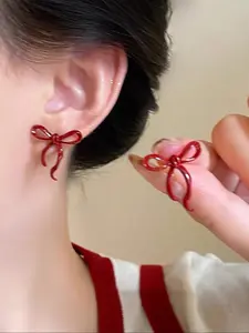 Elegant Christmas Bow Earrings for Women, Fashionable Butterfly Design, Sweet Holiday Atmosphere Jewelry, Simple and Stylish Ear Studs, Elegant Minimalist Earrings