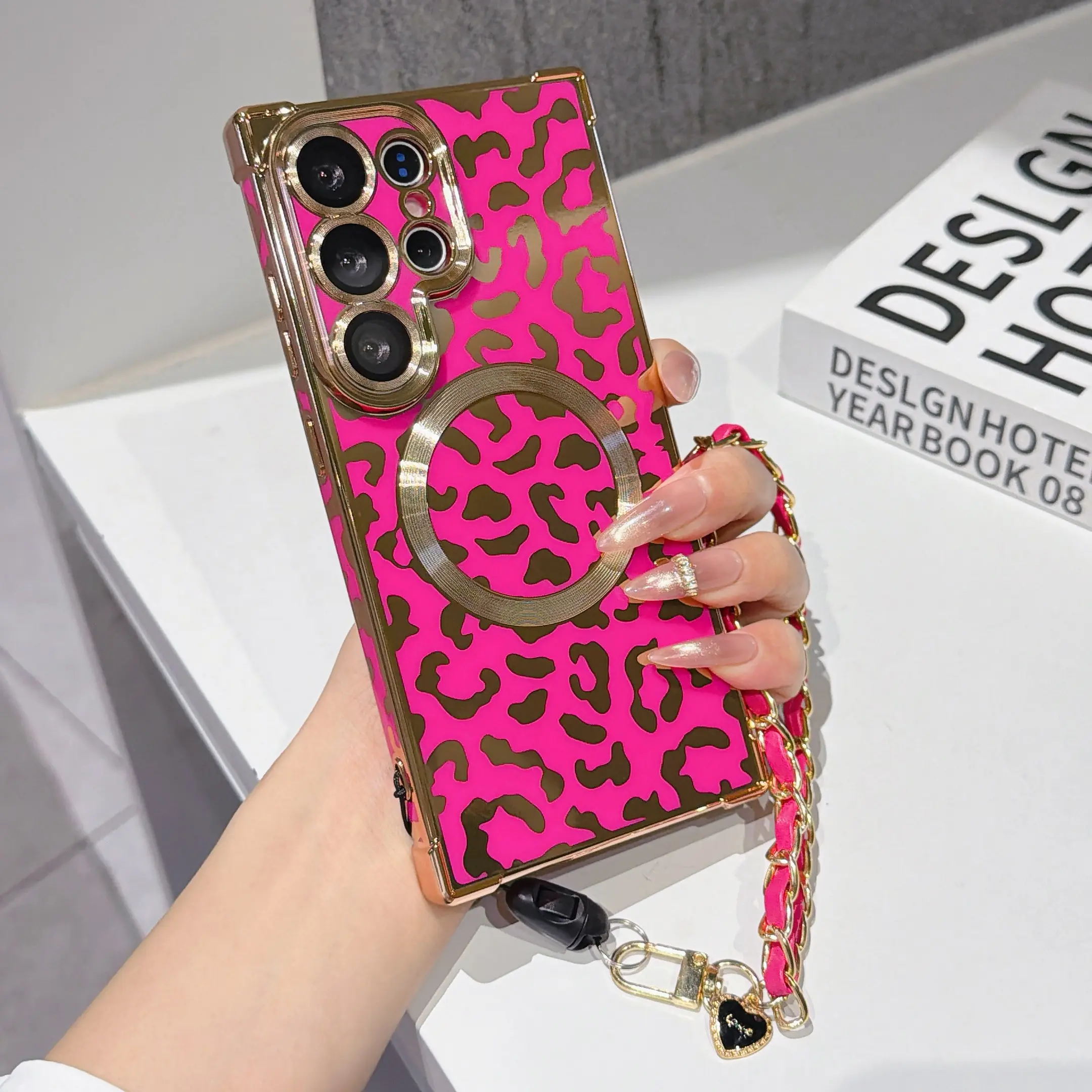 Fashionable Leopard Print Magnetic Phone Case Casing, Shockproof Lens Protector, Short Chain Strap, for Samsung Galaxy S26 Ultra/s25 Ultra, Cover, Accessories