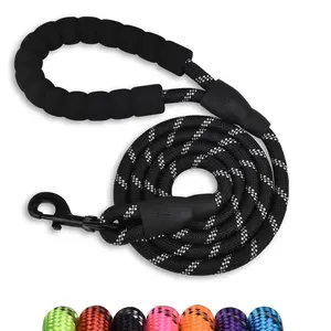Outdoor dog leash pet dog leash Strong Anti Pull Dog Leash for Medium Large Pets Durable Nylon Retractable Walking Rope with Safety Lock No Tangle Leash