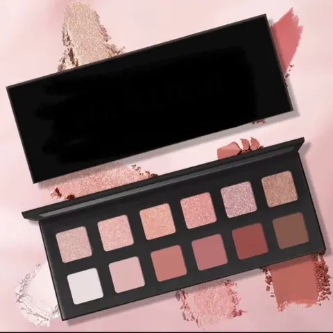 Liza's Eye Shadow Palette - Cosmetic Product for Eye Makeup