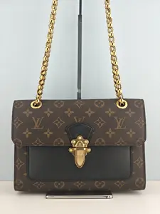 Pre-owned Monogram coated canvas and black leather trim Shoulder Bags Louis Vuitton Monogram Canvas Black Victoire Shoulder Bag【AH2116】