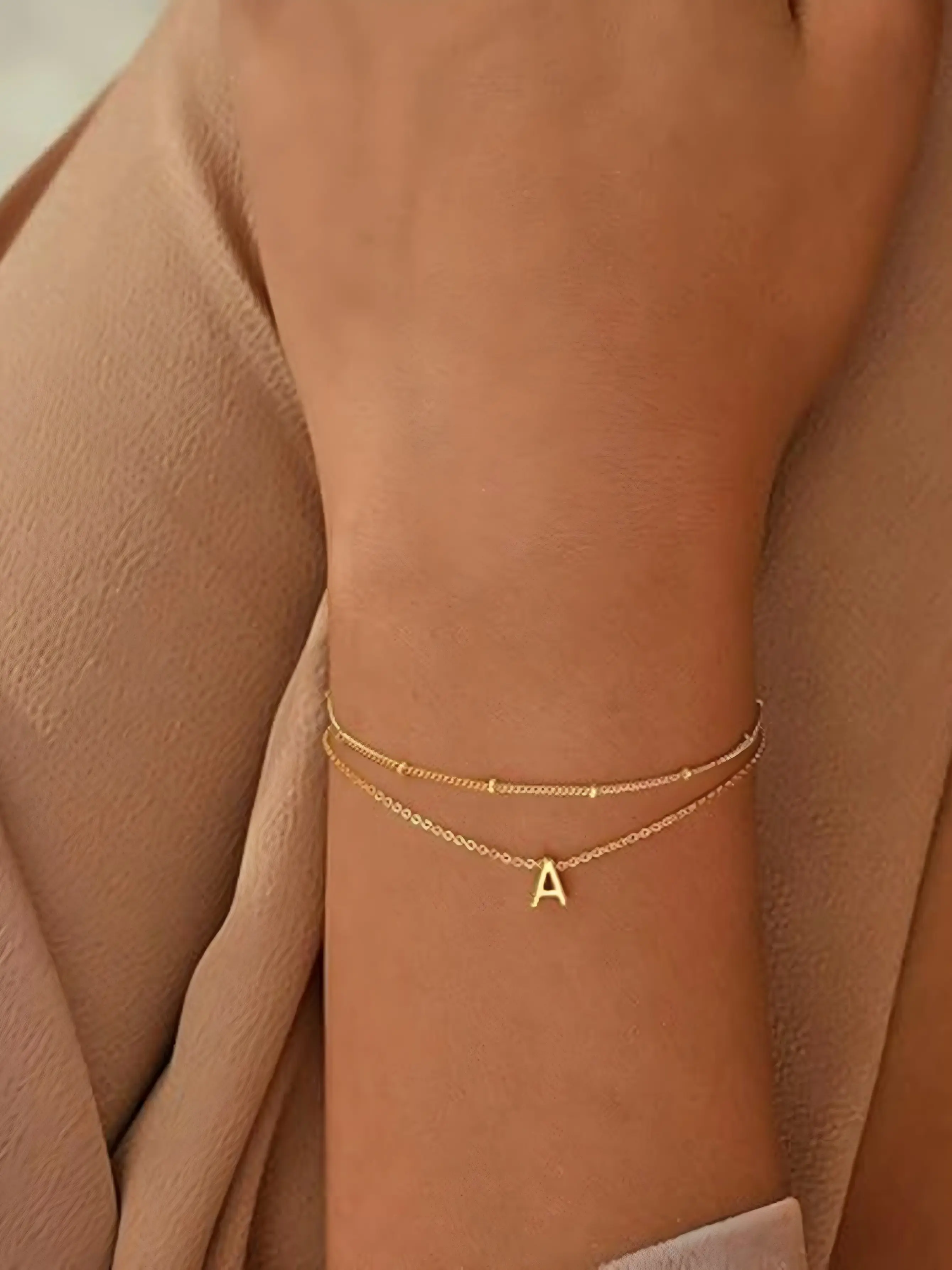 Elegant Alphabet Gold Chain Beaded Bracelets Set, Az Selection, Casual Style Jewelry Gift, All Seasons Wear, Random Bead Count, Alloy Chain Bracelet, Letter Link Bracelet