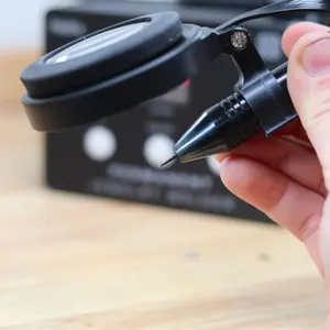 Helix Prism - Portable Clip-On Darkening Screen with Magnifying Glass