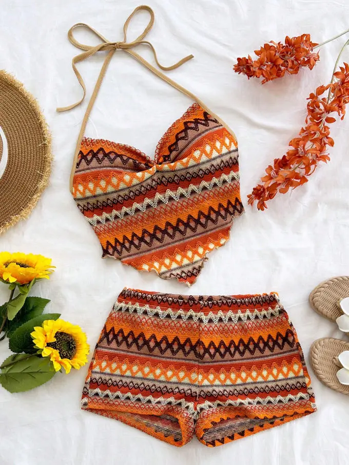 New Spring/Summer casual vacation style! This women’s two-piece set is perfect for going to the beach, attending weddings as guests, St. St. Patrick’s Day, Chinese New Year, Easter, music festivals! The blue and white striped thin bandeau top, with a gent