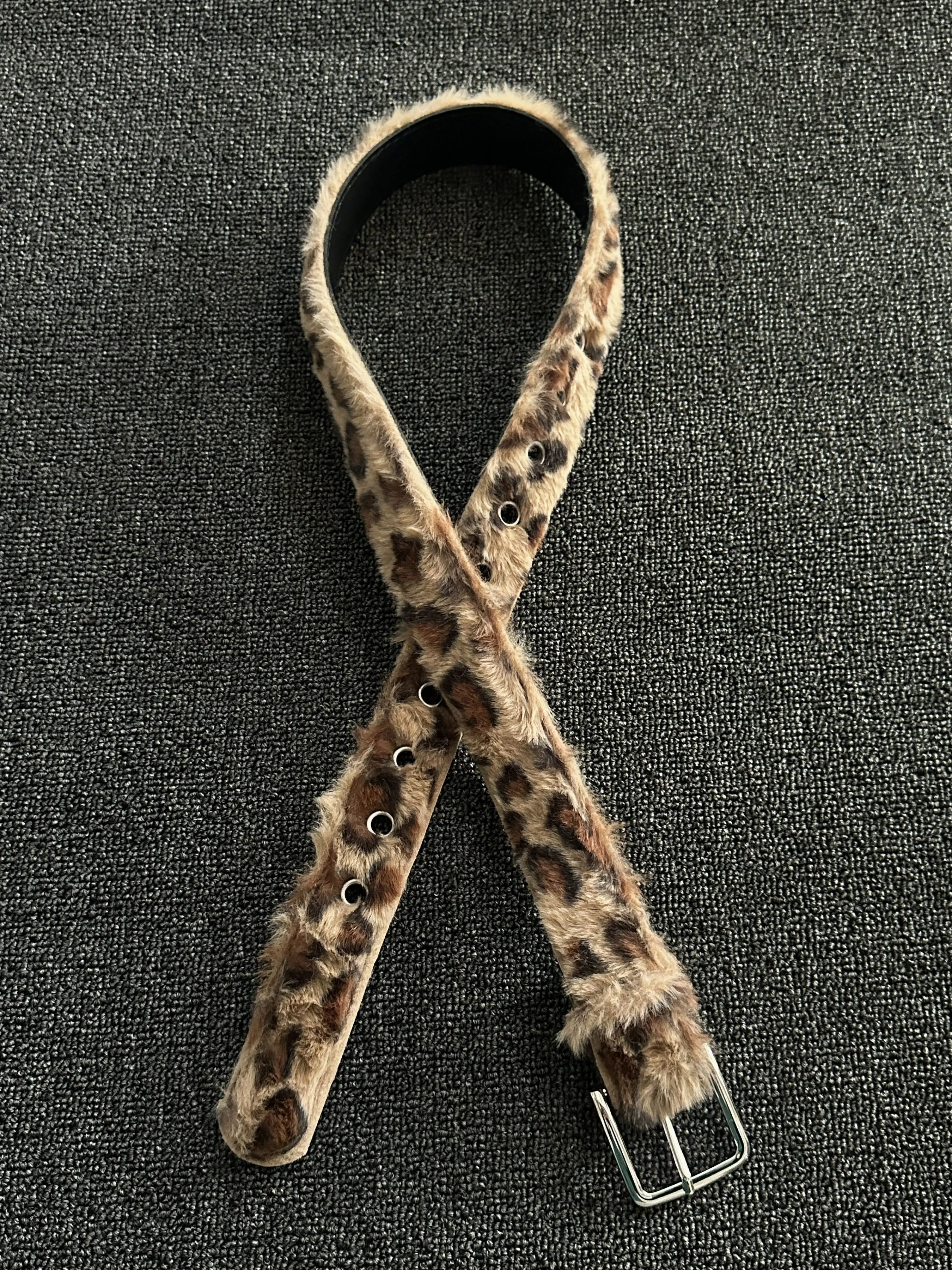 Unisex Faux Fur Leopard Print Belt, Punk PU Leather Belt, Street Style Belt, Statement Belts, Belt with Metal Buckle, Y2K Fashion Vintage Design, Casual Style Accessory for Men and Women, Decorative Belt