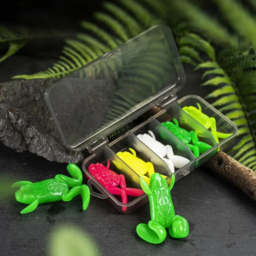 5Pcs Soft Frog Fishing Lures with Tackle Box, Topwater Frog Bait, TPE Soft Plastic Lures with Kicking Legs for Bass, Pike, Snakehead, Freshwater Fishing