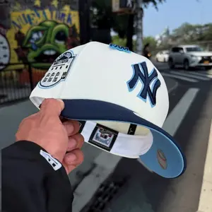 NEW ERA New York Yankees White Blue Streetwear Snapback – Premium Embroidered Baseball Cap, Adjustable Fit, Everyday Casual Fashion Hat