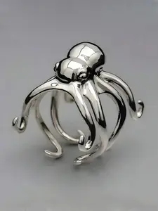 Elegant Octopus Ring for Women, Ocean-Style Fashion Jewelry, Oceanic Theme, Perfect for Weddings, Engagements, Parties, and Gifts, Animal Theme Ring
