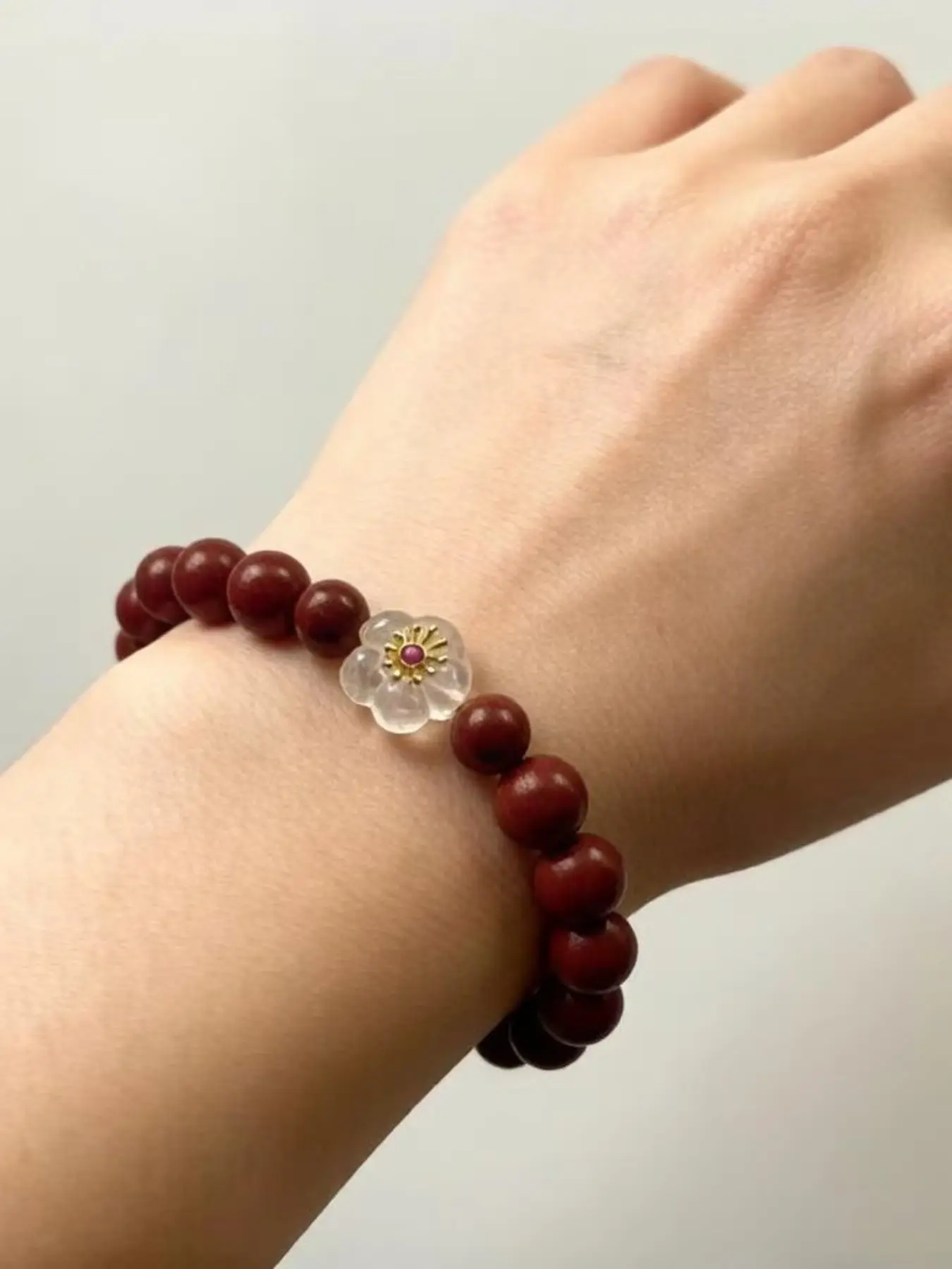 1 handmade rose and herb fragrance wooden bead bracelet, suitable for daily wear and gifting, suitable for both men and women's wooden fragrance jewelry