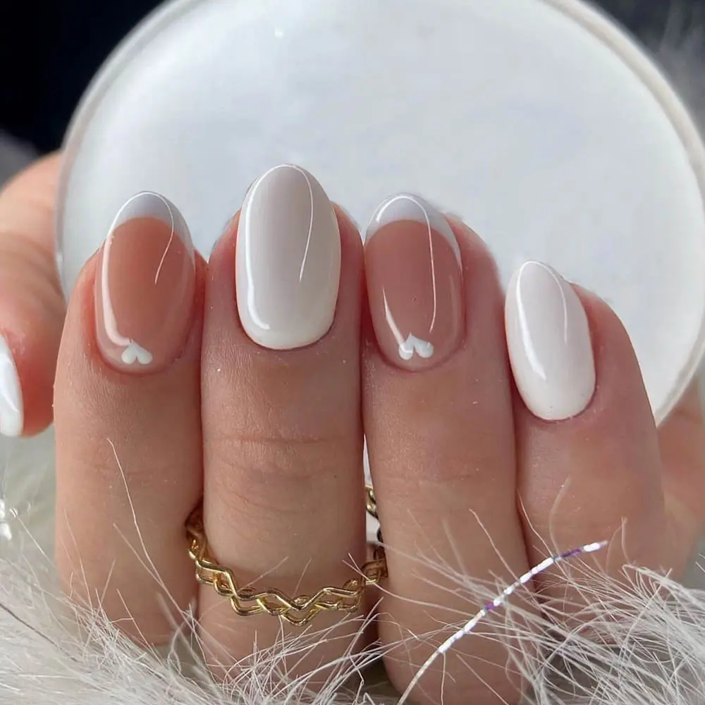 24pcs Short Oval French Press-On Nails, Fake Nails, Heart Design, Includes Jelly Glue and Nail File, Perfect for Women and Girls, Nail Extension Set
