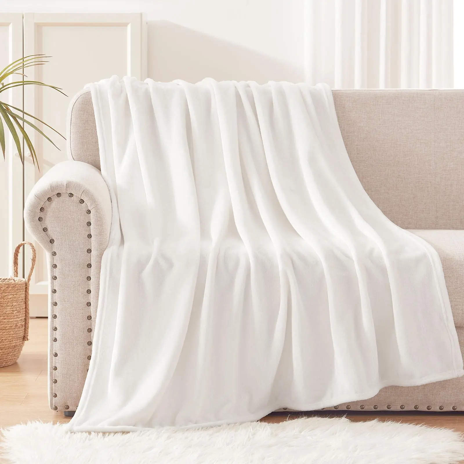 【Back to School】Exclusivo Mezcla Fleece Blanket King/Queen/Twin Size for Bed, Super Soft and Warm, All Season Use, Cozy, Plush and Lightweight