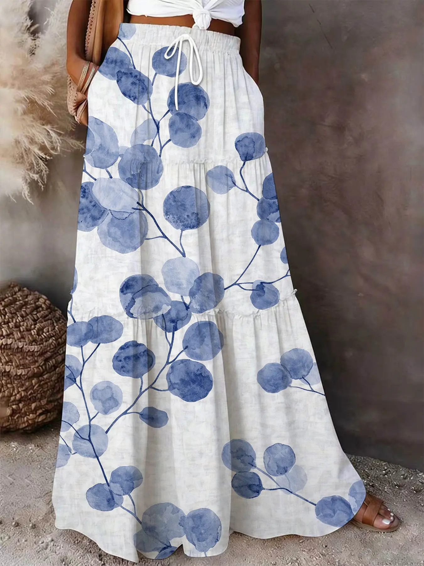 Watercolor-style eucalyptus print layered long dress, casual elastic waist belt tied long dress with pockets, an elegant Bohemian summer beach flowing dress with an exotic touch, suitable for women to wear, Boho Cottagecore Style