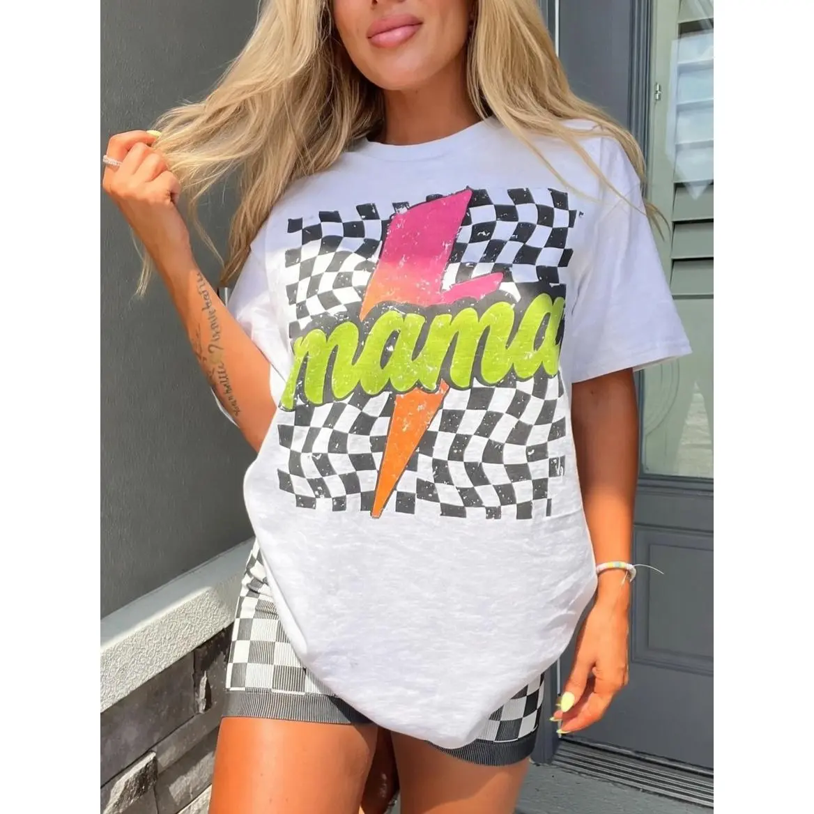 Women's Oversized Graphic T-Shirt, Mama Lightning Bolt Checkered Print, Casual Streetwear Short Sleeve Crewneck in a Breathable Cotton Blend, Shortsleeve, Fabric, Round Neck, Smooth, Top, Tshirt, Fade Resistant, Soft Cotton