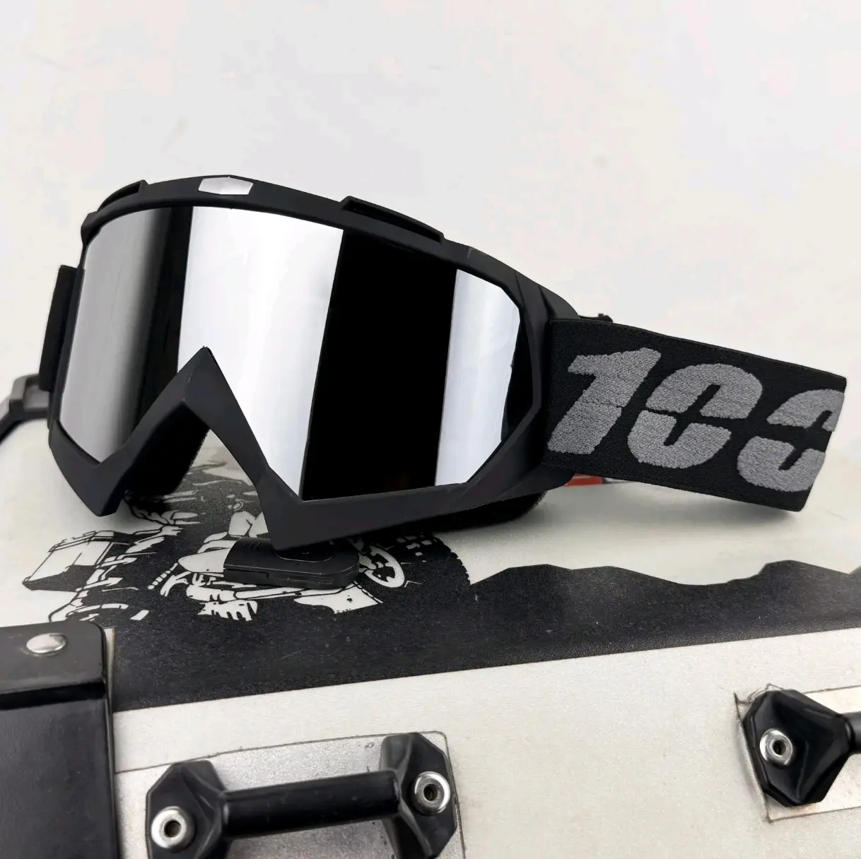 100% Polycarbonate Lens Motorcycle Goggles (1pc), Anti-Fog Dust-Proof Wind-Proof Shockproof Protective Gear, Universal Fit Helmet-Compatible Sports Eyewear for Dirt Bike, Off-Road Ride, Atv hiking glasses