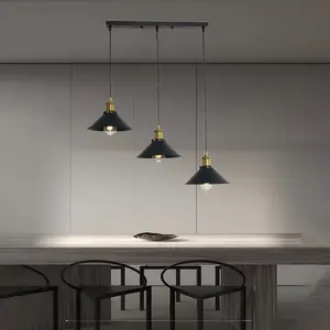 Modern Minimalist Dining Room Pendant Light, American Style Simple 3-Head Living Room Bar Counter Vintage Iron Art Hanging Lamp, Led Restaurant Lamp