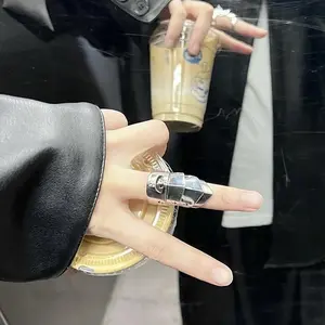 Anime NANA Oosaki Nana Cosplay Ring Unisex Punk Metal Armor Knuckle Finger Rings Hiphop Jewelry Accessories Prop Gift
