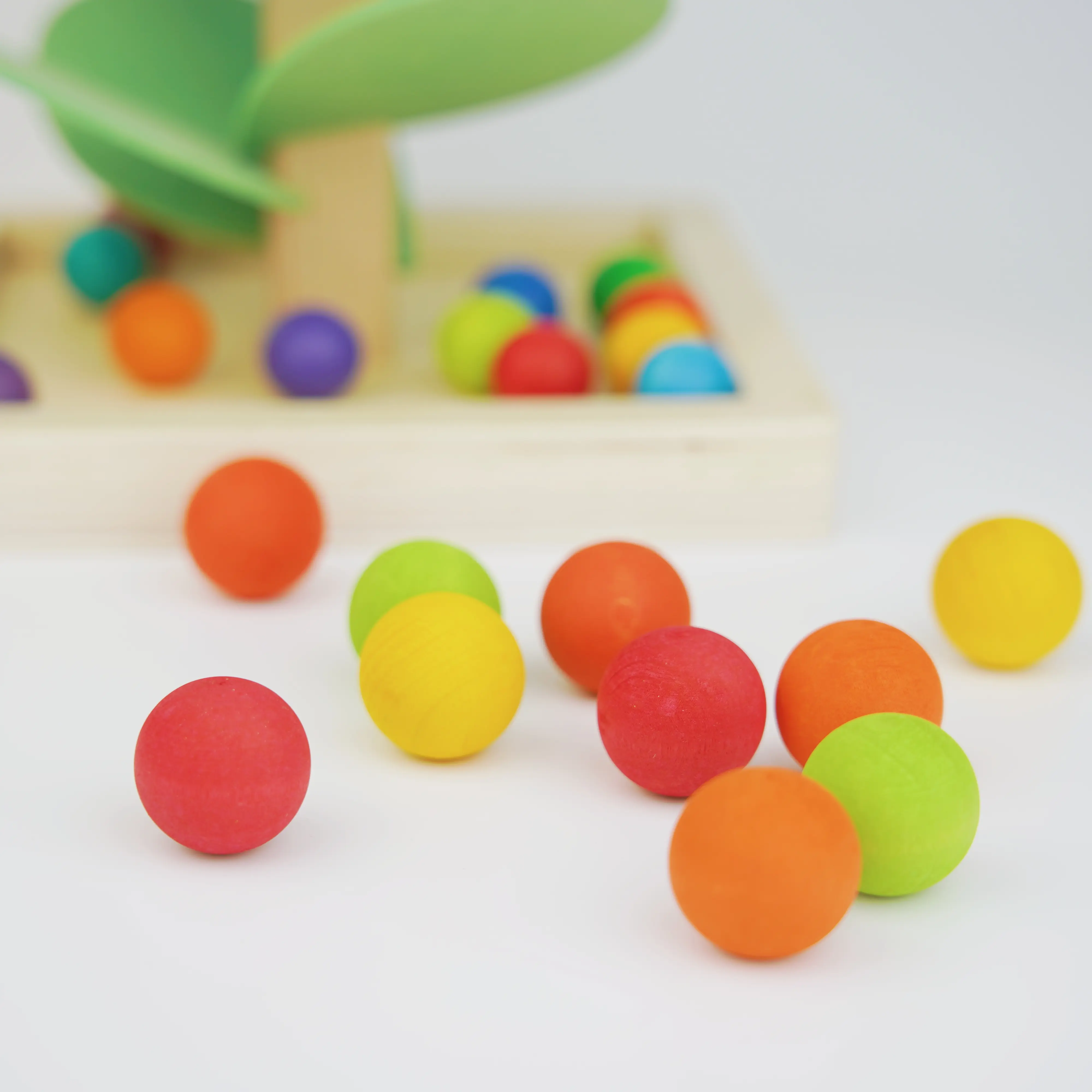 Round Wooden Replacement Balls - 10 Pieces, 1 in Size, for Rainbow Music Tree & Ball Rolling Games