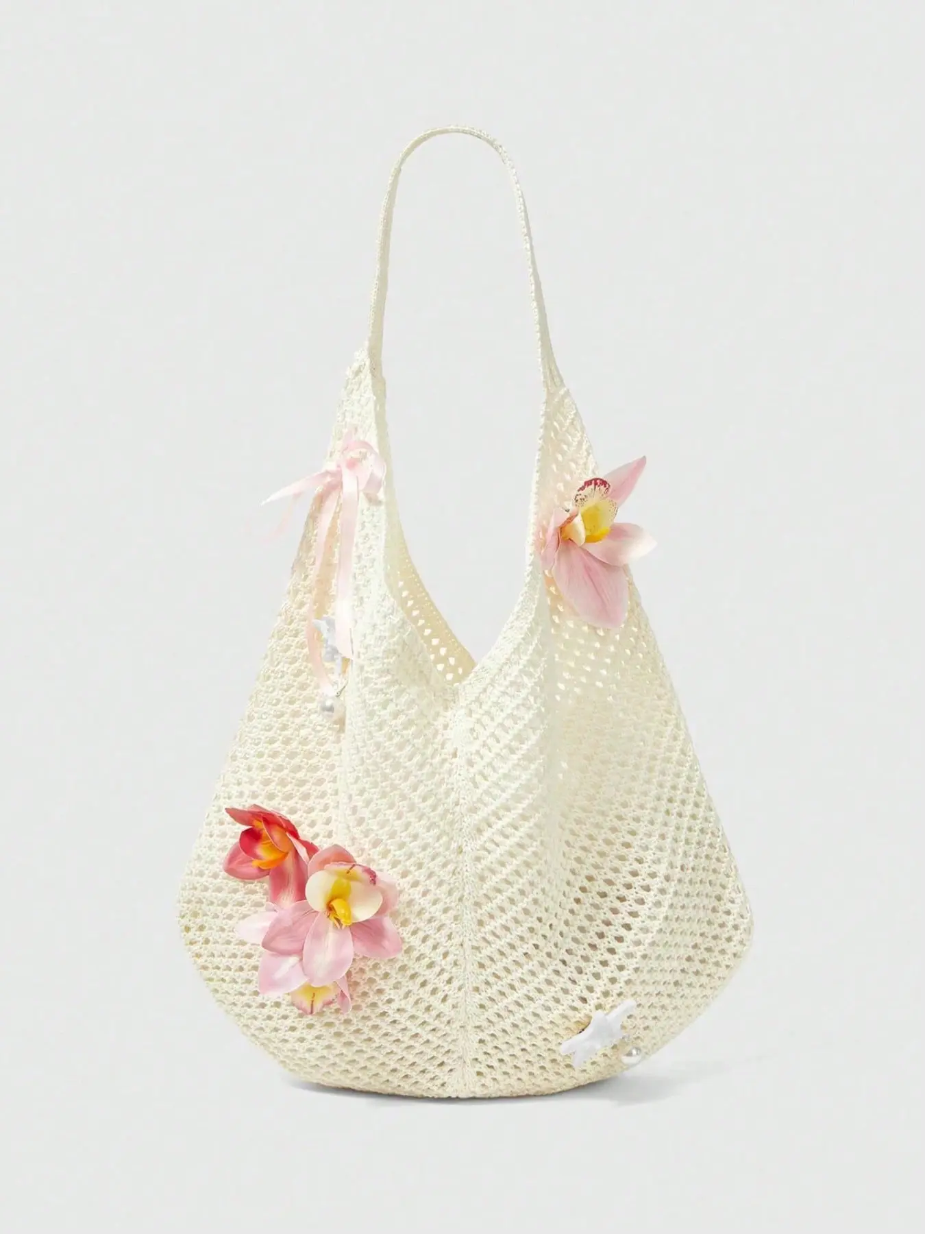 Simple, fashionable, gentle and practical texture Aesthetic Tote floral tote bag, handmade hollow weaving, flower embellishment decoration, large capacity design, beige color matching, essential for daily commuting and going out on the street