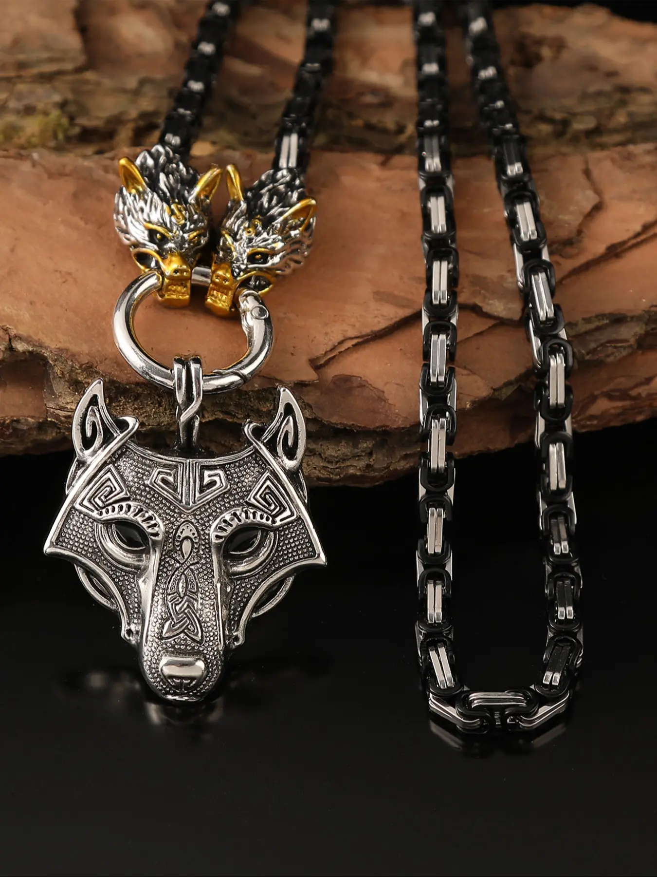 Viking Style Vintage Wolf Head Pendant Necklace, Unique Design, Stainless Steel Chain, Casual Fashion Jewelry, Perfect Gift for All Occasions