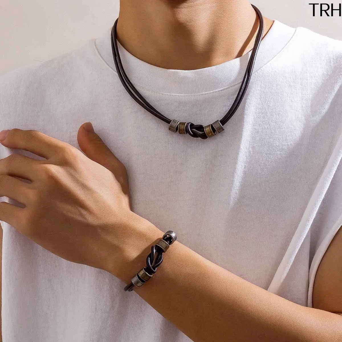 Men's Minimalist Leather Knot Choker Necklace - 2-Layer Cord Beaded Adjustable Clavicle Chain, Casual Fashion Jewelry for Daily Streetwear & Holiday Gifting