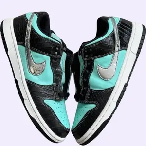 US 8.5- 8Nike SB Dunk Low Pro x Diamond Supply Co. Tiffany USED OG ALL