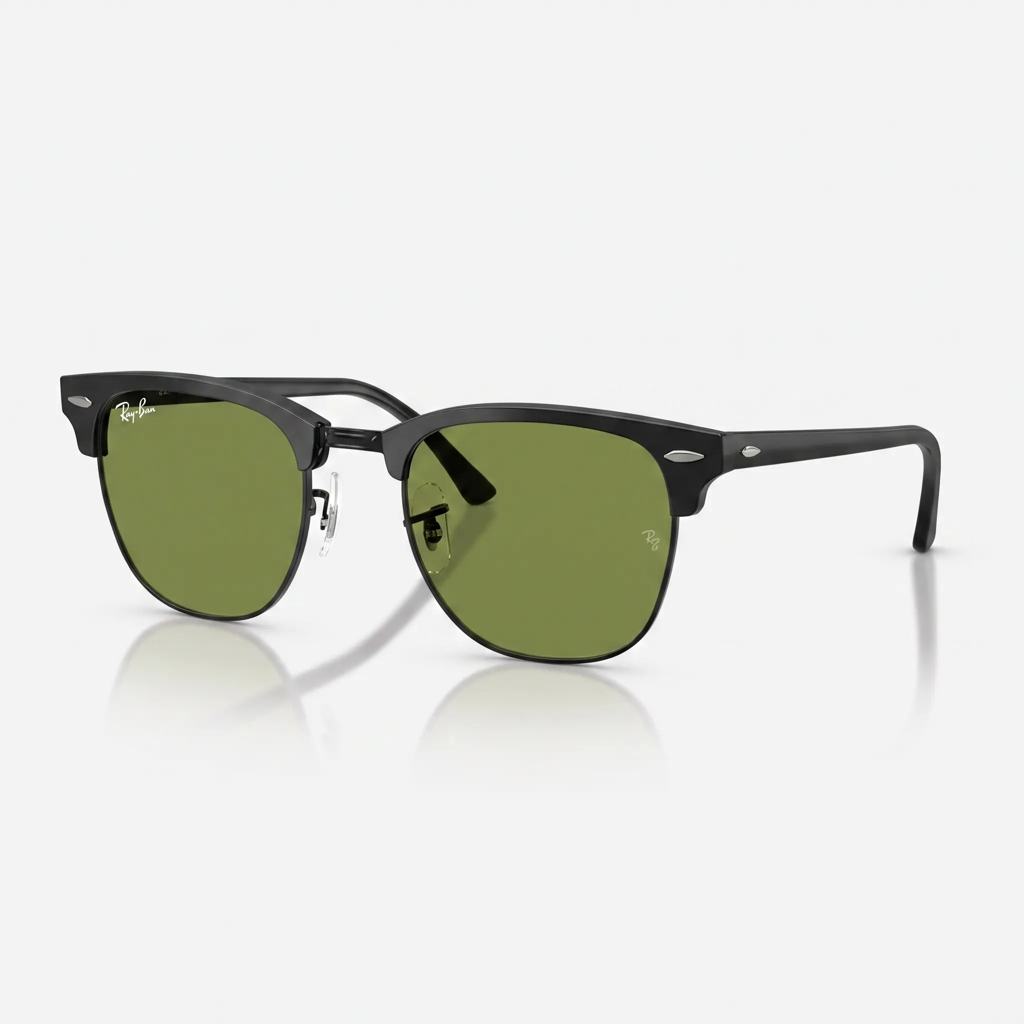 Ray-Ban Clubmaster Heritage Sunglasses – Black Frame Designer Eyewear for Men