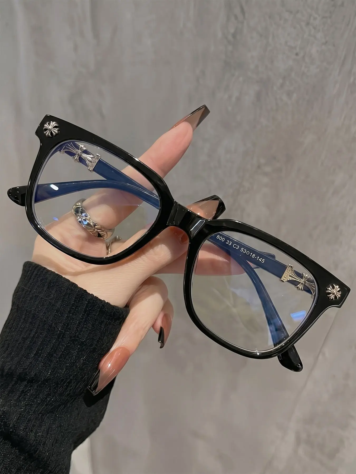 New Anti-Blue Light Glasses for Men and Women, Classic Travel Fashion Plain Frame, Casual Fashion Frames, Trendy Square Frame, Slimming Face Design, Stylish Eyewear, Square Frame Glasses