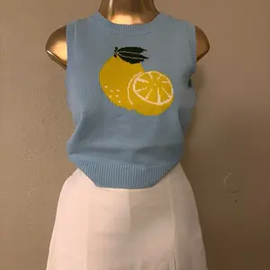 Lemon Print Blue Sleeveless Pullover Knitwear for Women