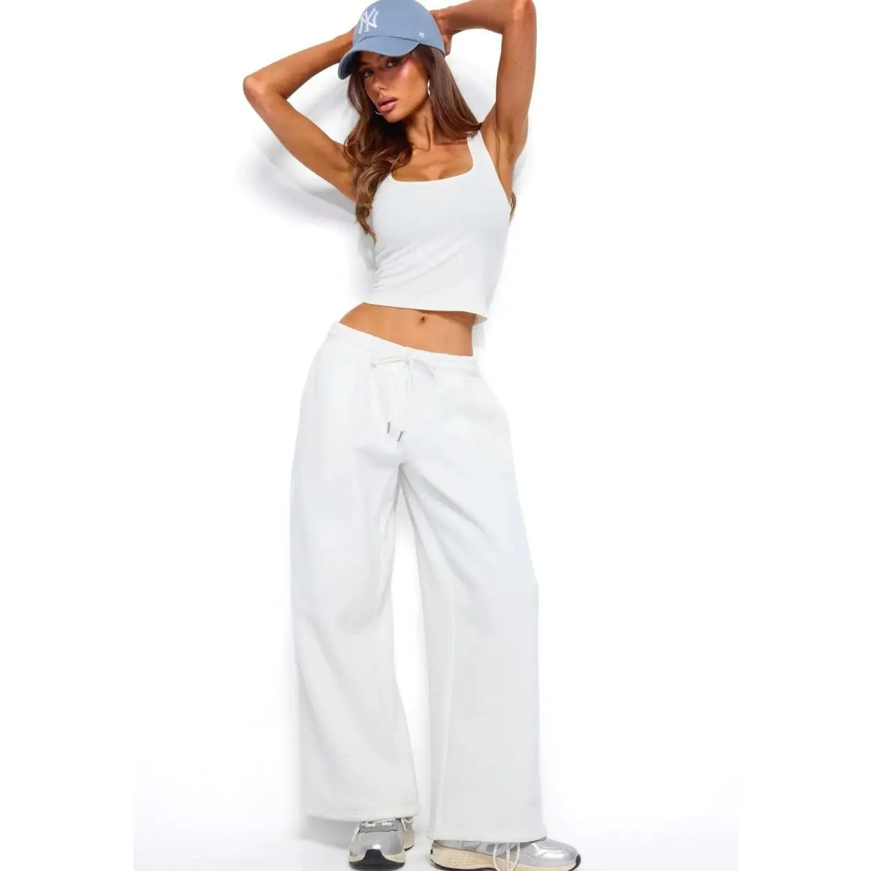 Edikted Kamari Low Rise Wide Sweatpants