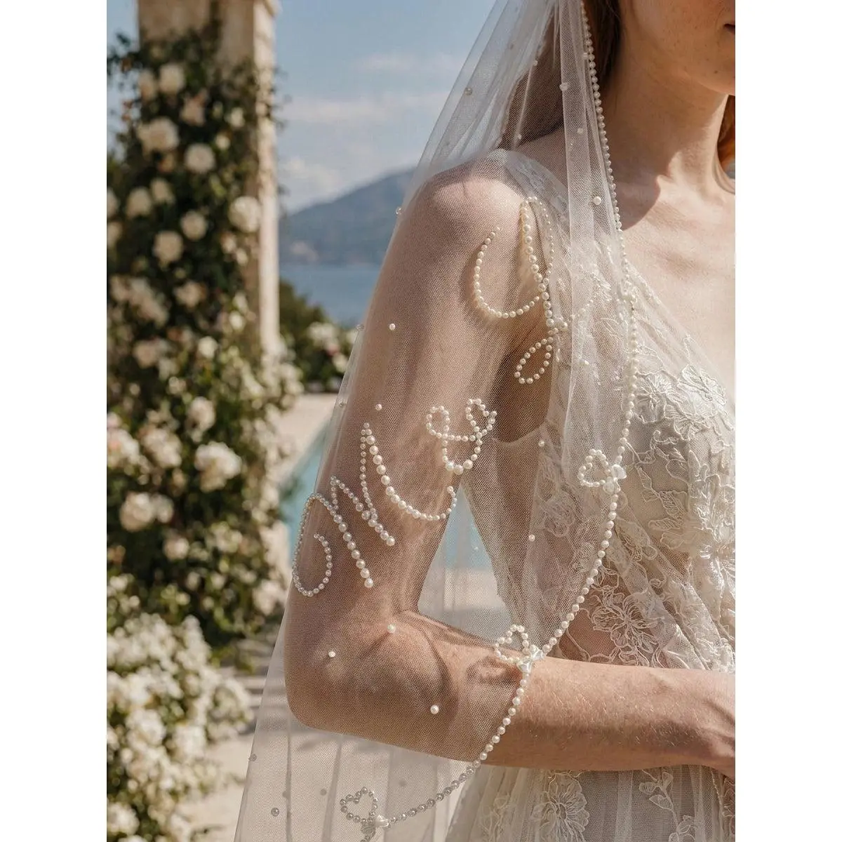 Custom Pearl Lettering Fingertip Veil, Personalized fingertip Bridal Veil , Pearl Edge Wedding Veil, pearl heart and bows veil, Made in USA
