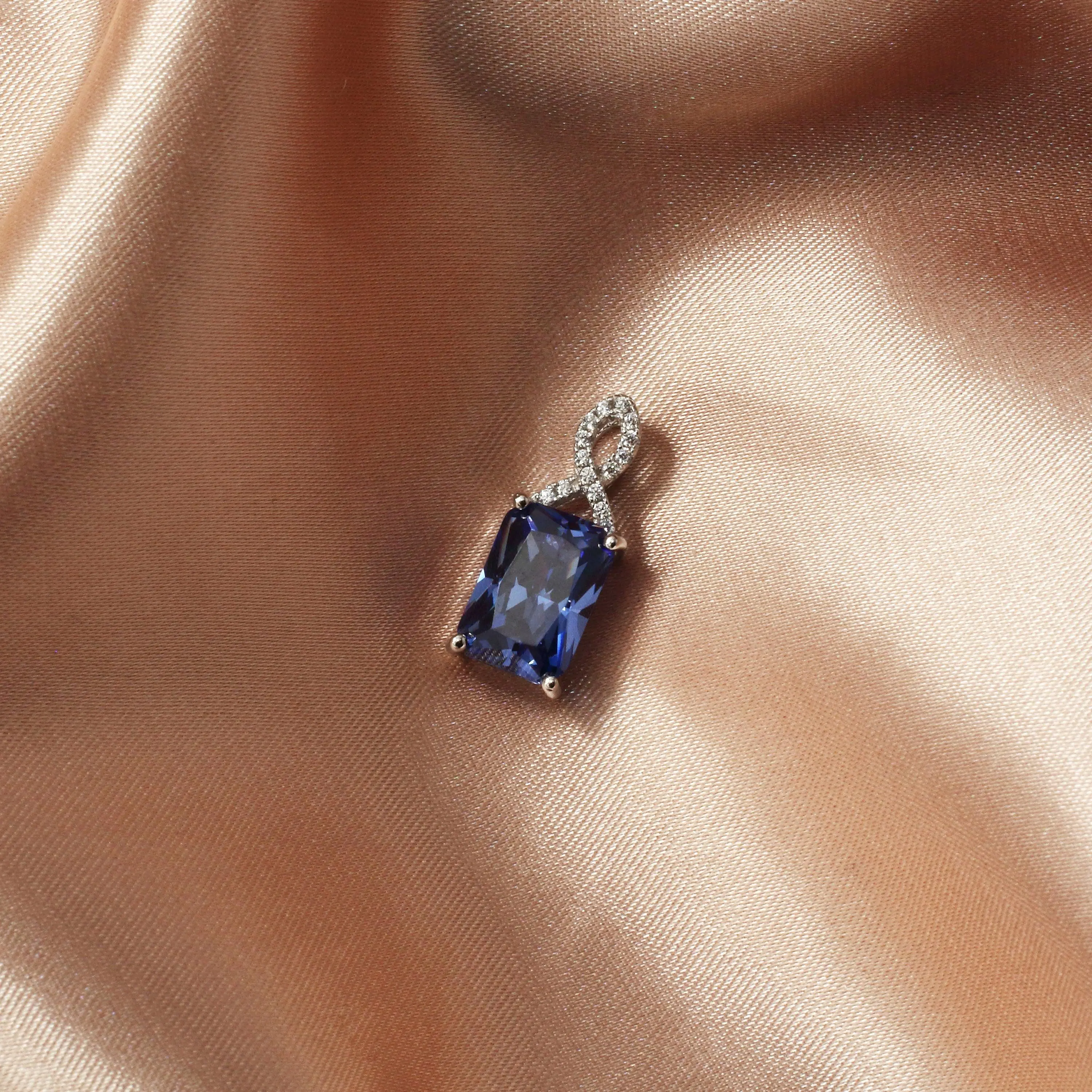 Tanzanite Cubic Zirconia Gemstones  Necklace