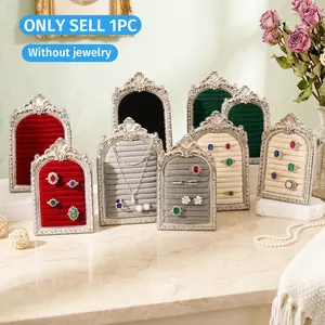 European Classical Pattern Arch Trim Jewelry Display Stand, Resin Hand-Painted Desktop Decor, Ideal for Jewelry Storage and Photography Props, Home Jewelry Organizer