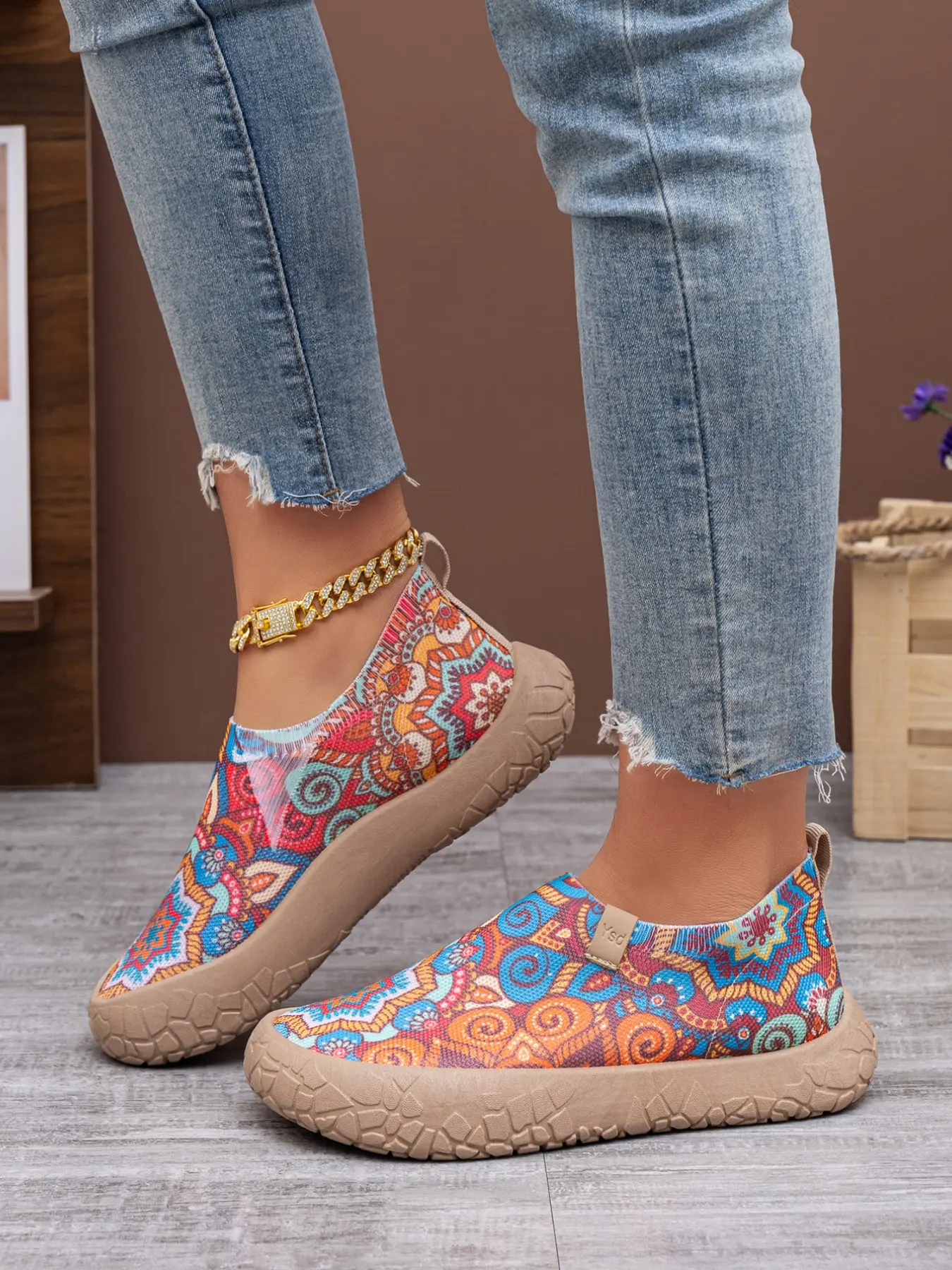Women's New Four-Season Floral Pattern Fashion Boho Shoes Comfortable Lightweight Mesh Breathable Round Toe Casual Slip Ons Lazy Shoes Anti-Slip Bottom Casual Sports Shoes Footwear